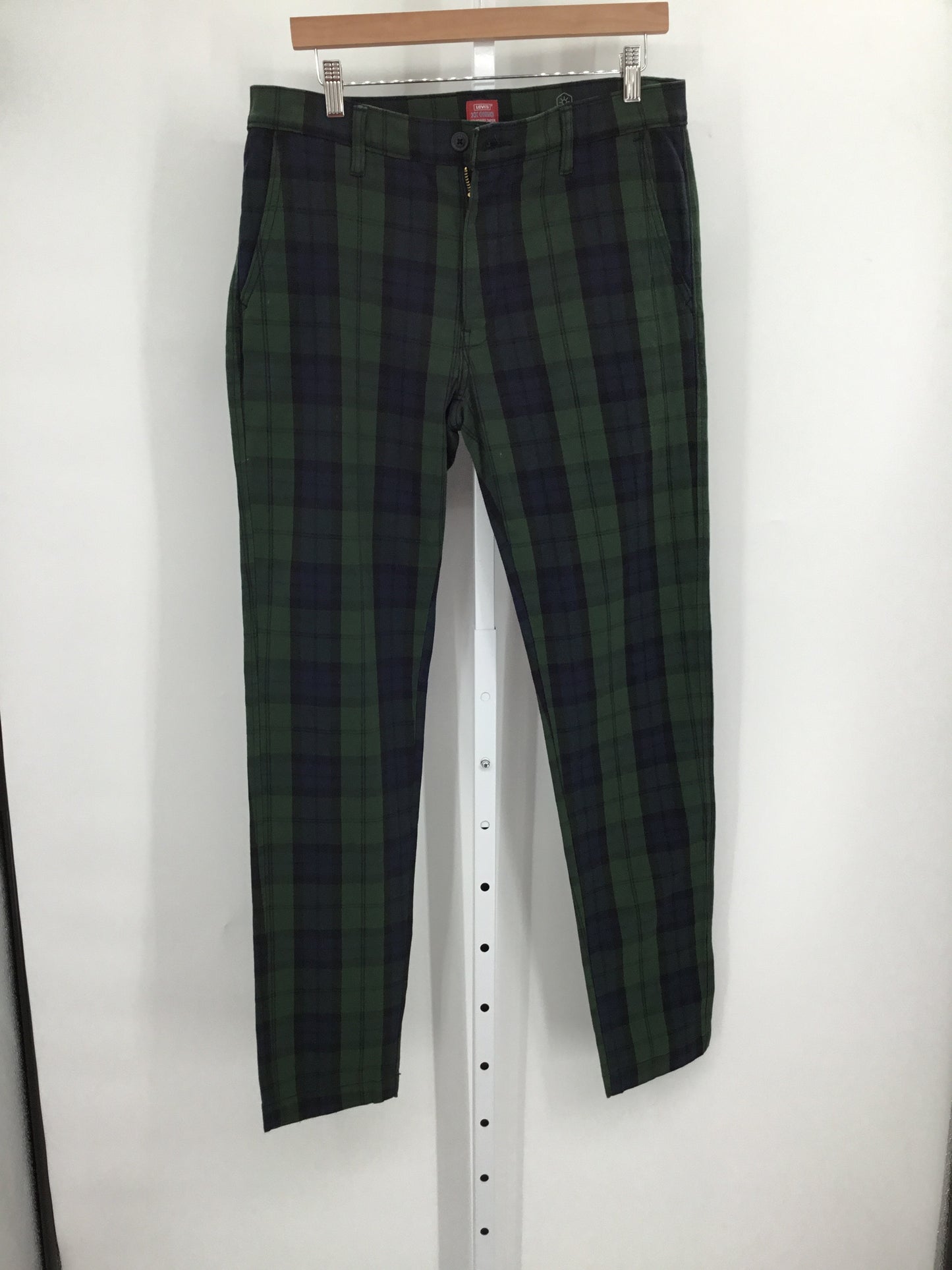 Levi's Green Casual Pants