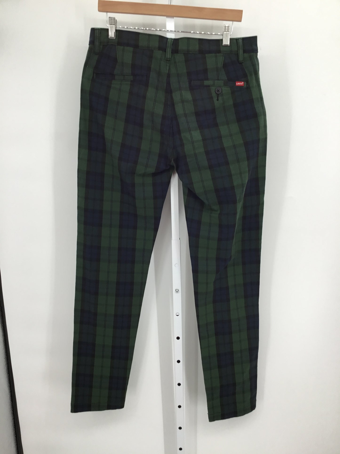 Levi's Green Casual Pants