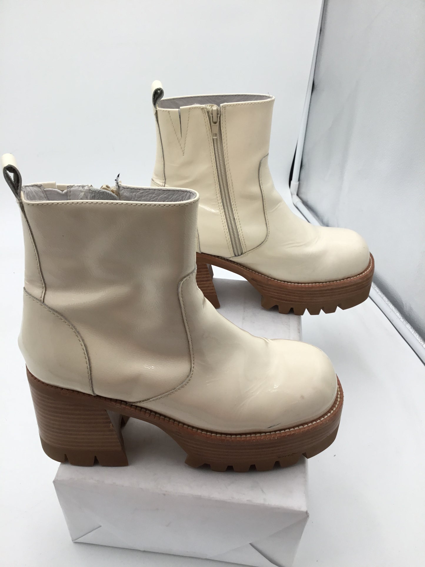 Vintage White Ankle Boots